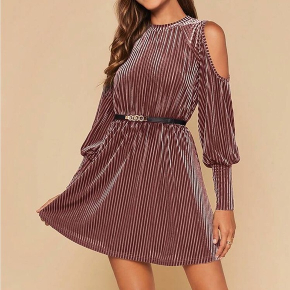 Luxe Velvet Long Sleeve Cut Out Dress Holiday Evening Blue - Picture 12 of 16